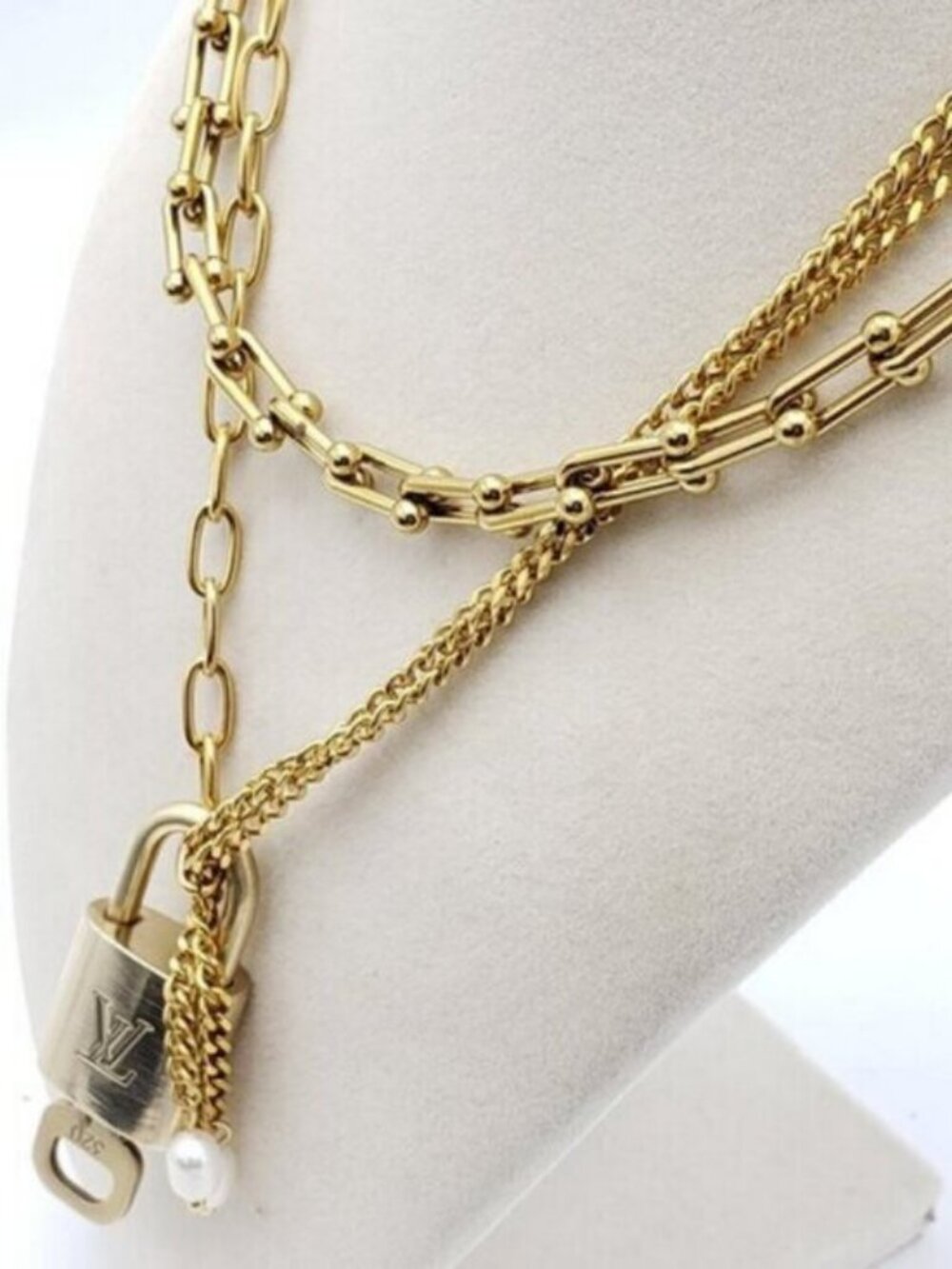 Double Chain Necklace with Authentic Louis Vuitton Padlock Pendant & Fresh Pearl - Picture 7 of 12